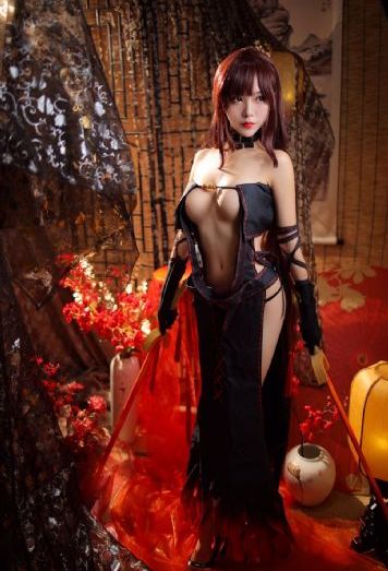 《黑皮书》电影_十万网红美女美酱